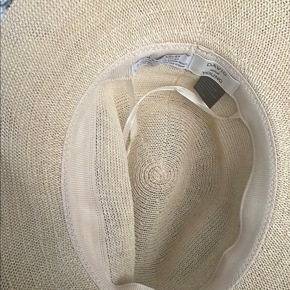 David and Young Tan Hat with Blue Tie-Dye Band - Picture 4 of 5